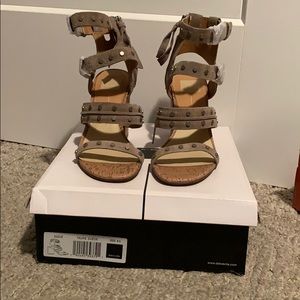 Dolce Vita ‘Eddie’ sandal 8.5M
